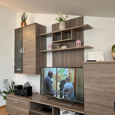 Luxury Iris フヴァル