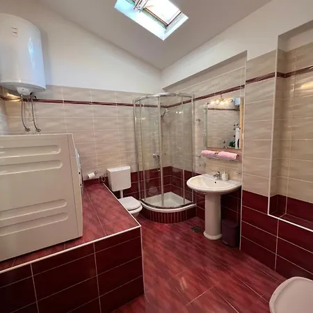 Luxury Iris フヴァル