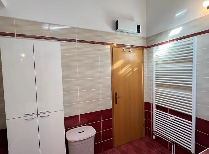 Luxury Iris * 흐바르