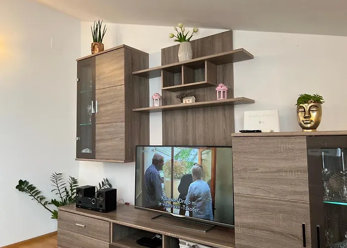 Luxury Iris هفار