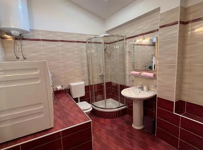 Luxury Iris هفار