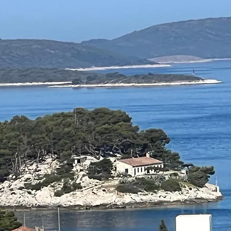 Luxury Iris * Hvar Town