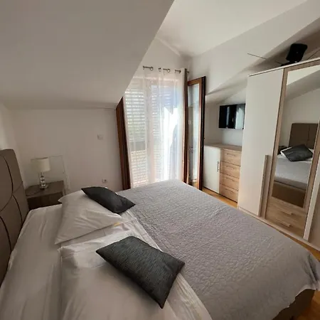 Luxury Iris Hvar Town